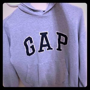 Gap pullover